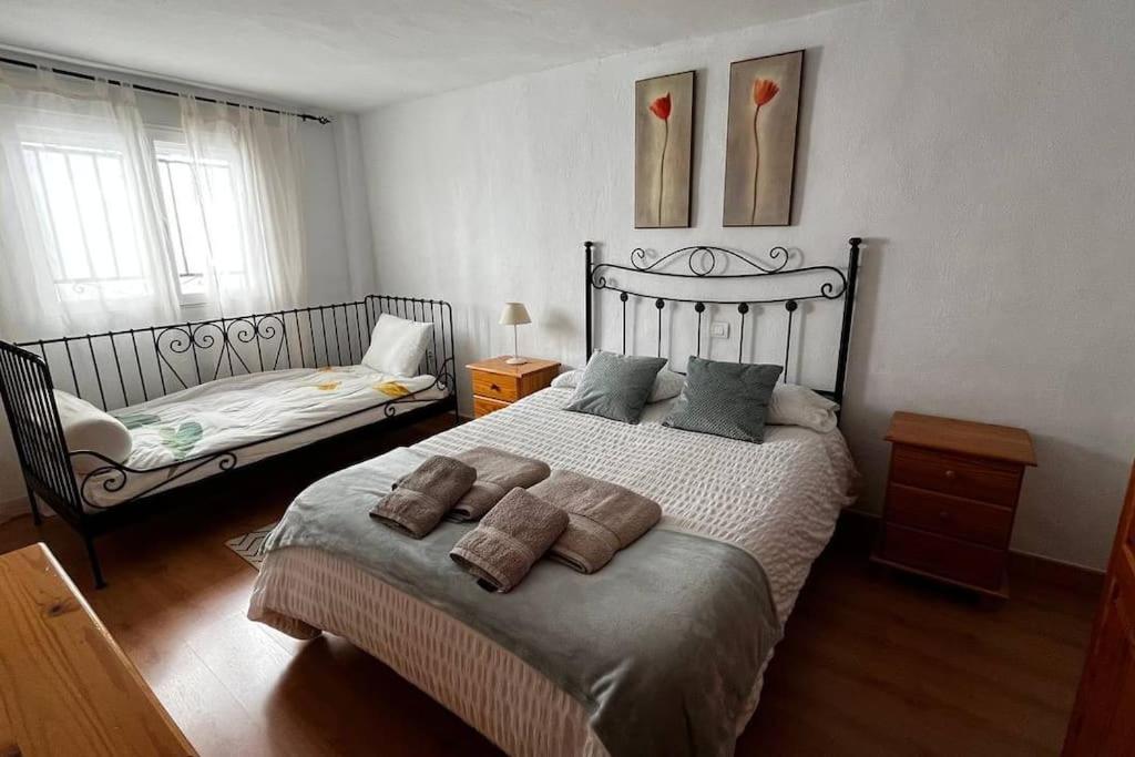 Casa De 5 Habitaciones Hasta 9 Plazas, La Casilla En Durcal, Granada Kültér fotó